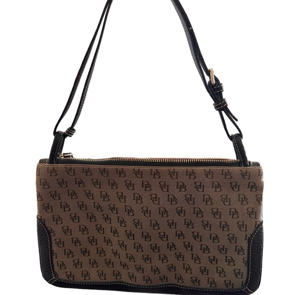 VTG Dooney and Burke Shoulder Bag - Picture 2 of 4